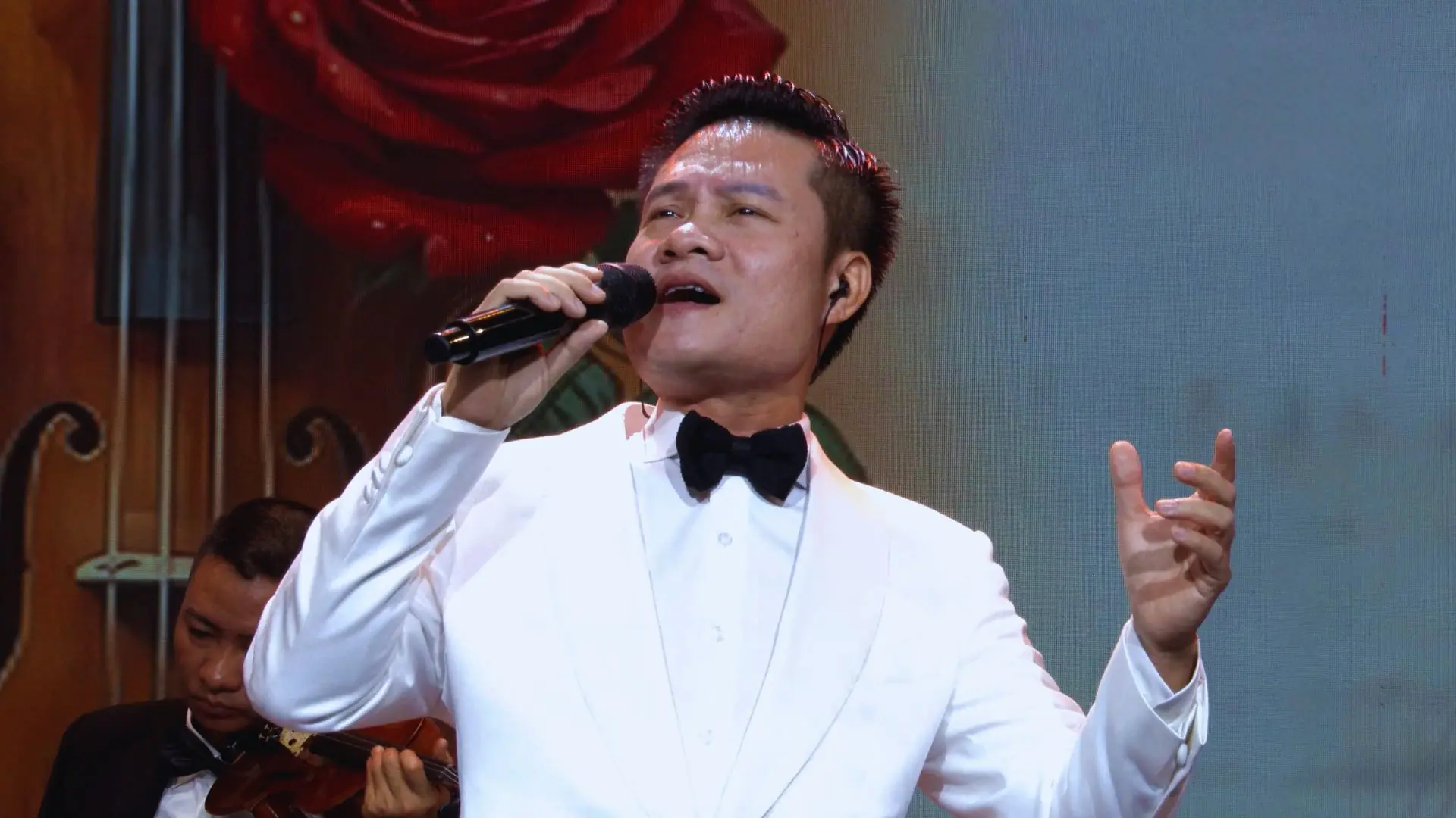 Gửi cho gió mây ngàn bay